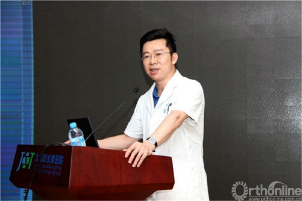 李玉军教授授课高小雁主任,以vte预防的护理管理和vte预防管理为题