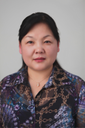李慧英作为一名从事骨科工作的女性,要想有所成就,需加倍付出,牺牲
