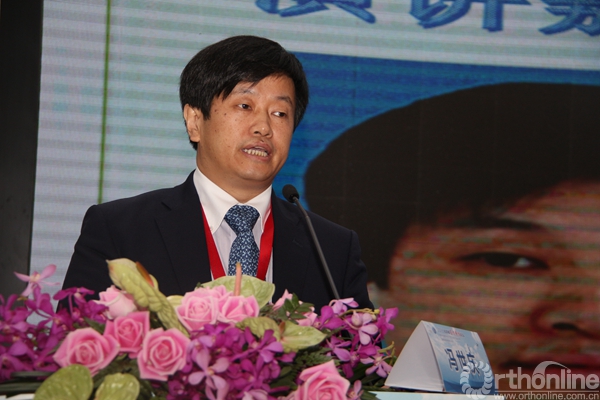 袁文教授在对211例颈椎融合术后患者进行平均5年随访