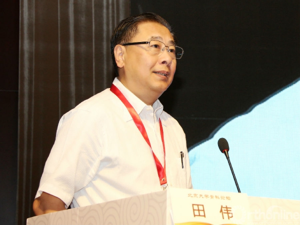 中华医学会骨科学分会主任委员,北京积水潭医院院长田伟教授,针对手术