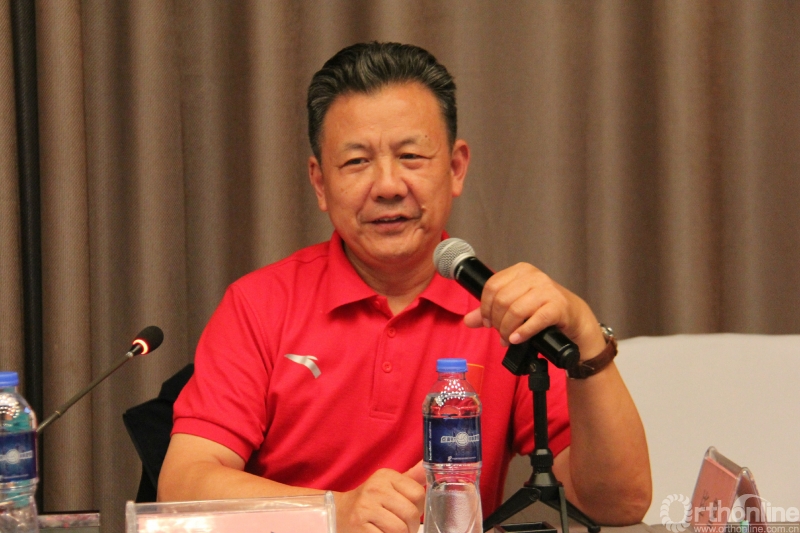 作为前任组长,刘玉杰教授高度评价了章亚东教授担任学组新组长以来做