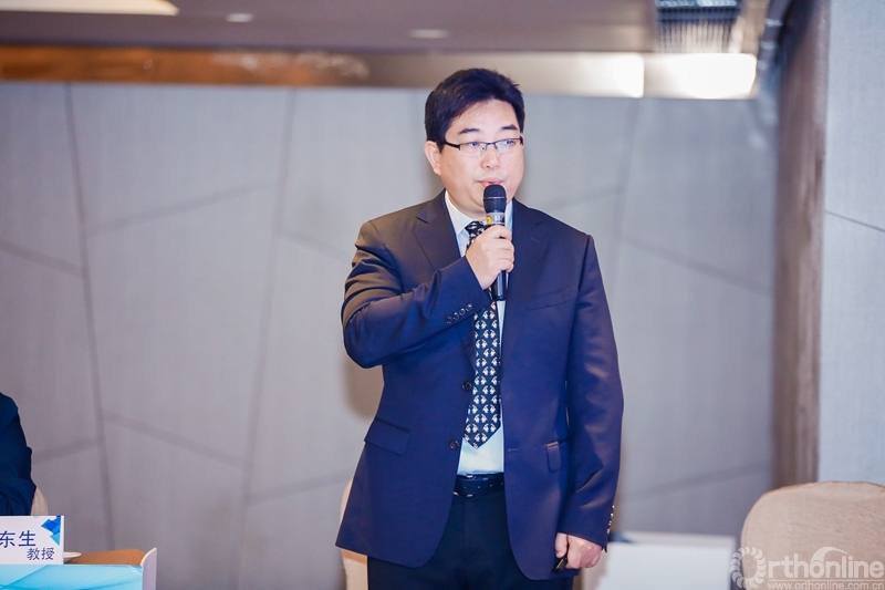 脊柱专家齐聚羊城骨松骨折研讨解惑脊思广益骨松椎体