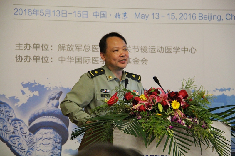 现任主任李众利教授及一大批中青年骨干不负院领导及骨科主任唐佩福教