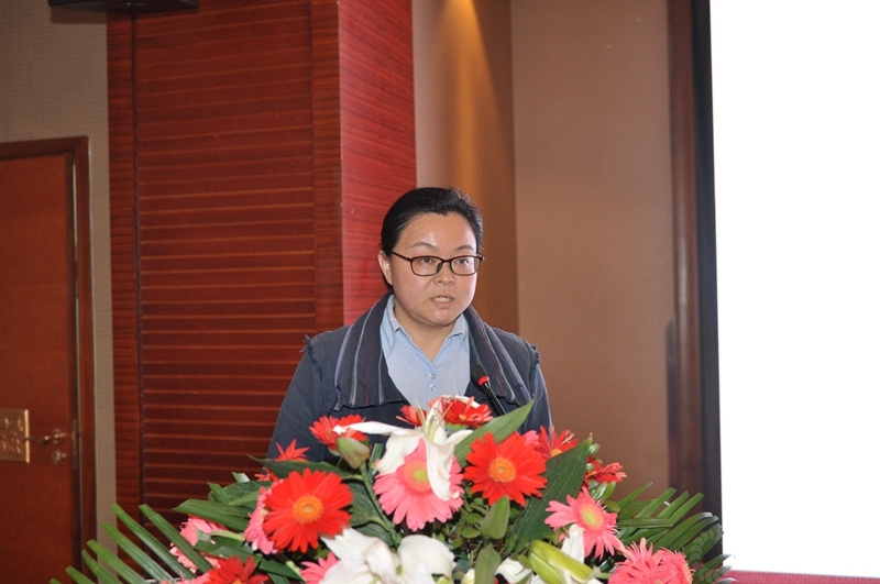 王璐教授演讲空军军医大学附属西京医院病理科王璐教授就"脊柱原发